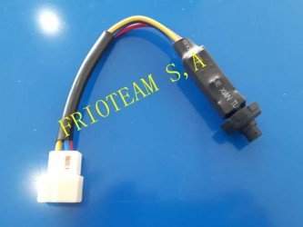 SWITCH AC con luz 12v