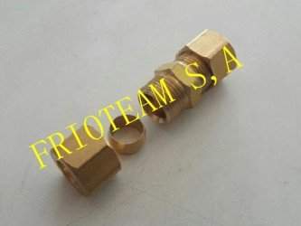 UNION CON ANILLO 3/8 de COBRE