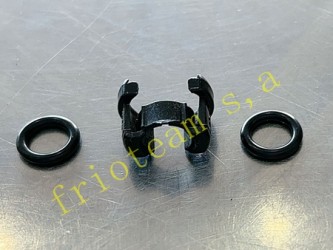 Clip Condensador Toyota RAV4 (18-22)