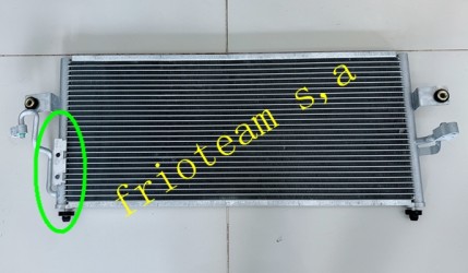 Condensador Nissan Sentra B13 Con Base