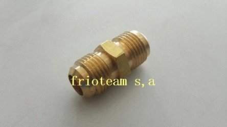 UNION 1/4Fx1/4F COBRE