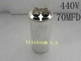 Capasitador 70MFDx440v Redondo